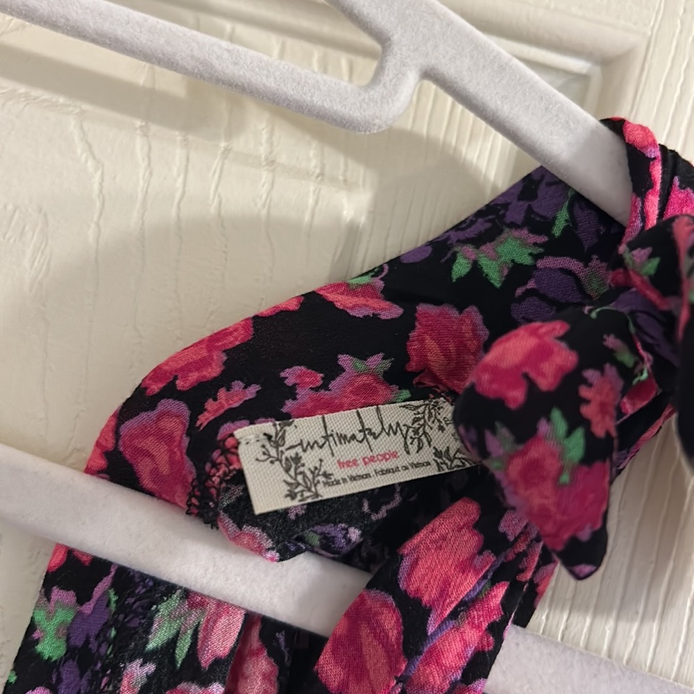 Free people floral pink and black body suit - Picture 4 of 5